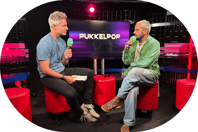 Pukkelpop Live op TV Limburg LiveGroup verzorgde de productie van Pukkelpop Live op TV Limburg. Een live TV show met 5 camera\'s, live feeds van de stages en vele reportages op het festival terrein. De flightcase regieset is hiervoor uitgebreid met draadloze camera\'s.